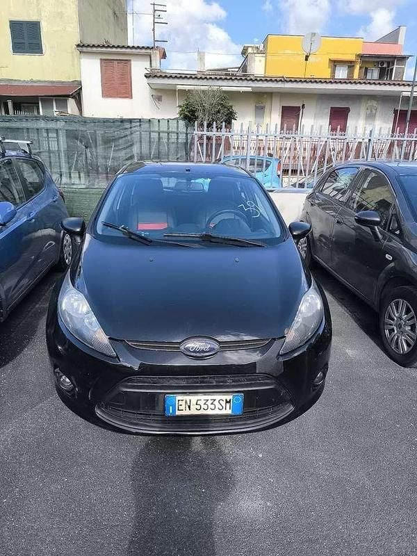 Usata Ford Fiesta Titanium 60 CV (44 kW) 2012 Other Berlina