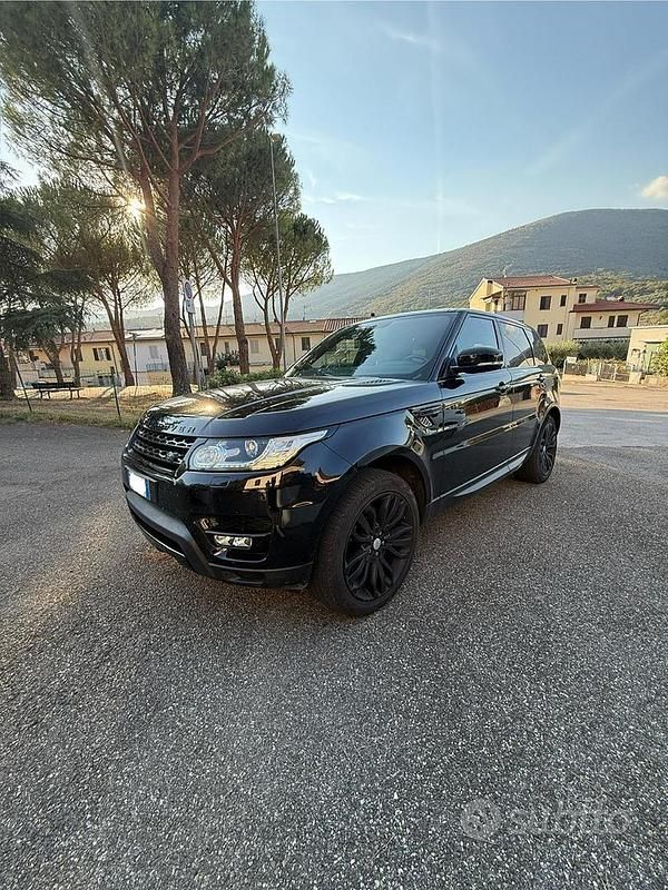 Nero Usata 2015 Land Rover Range Rover HSE SUV | 21.000 € - Immagine 1/4