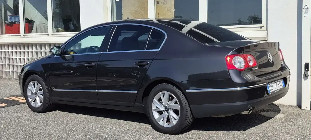 Usata VW Passat Comfortline 116 CV (85 kW) 2006 Berlina