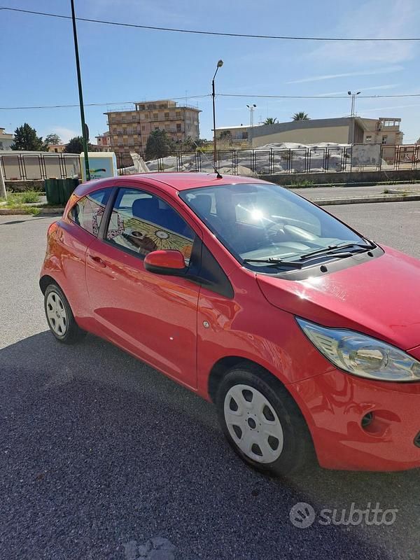 Usata Ford Ka 69 CV (50 kW) 2013 Rosso Utilitaria