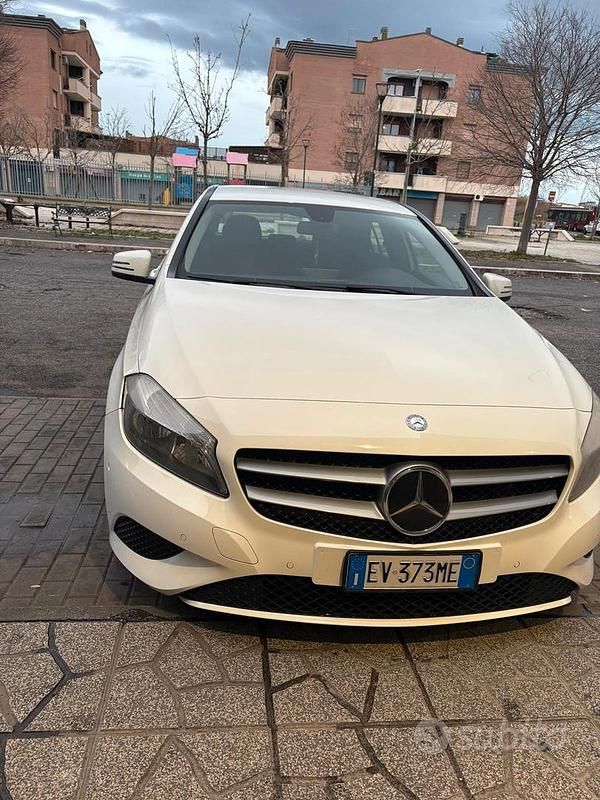 Usata Mercedes A180 Premium 2014 Bianco Berlina
