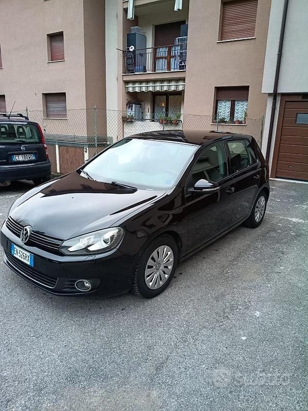 Usata VW Golf VI 2012 Nero Utilitaria