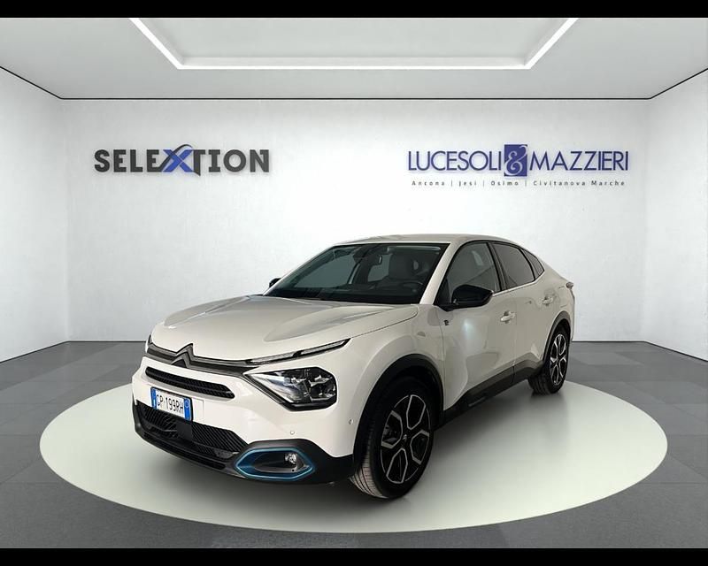 Bianco Usata 2023 Citroën e-C4 Shine Tre volumi | 23.900 € (Cara) - Immagine 1/4