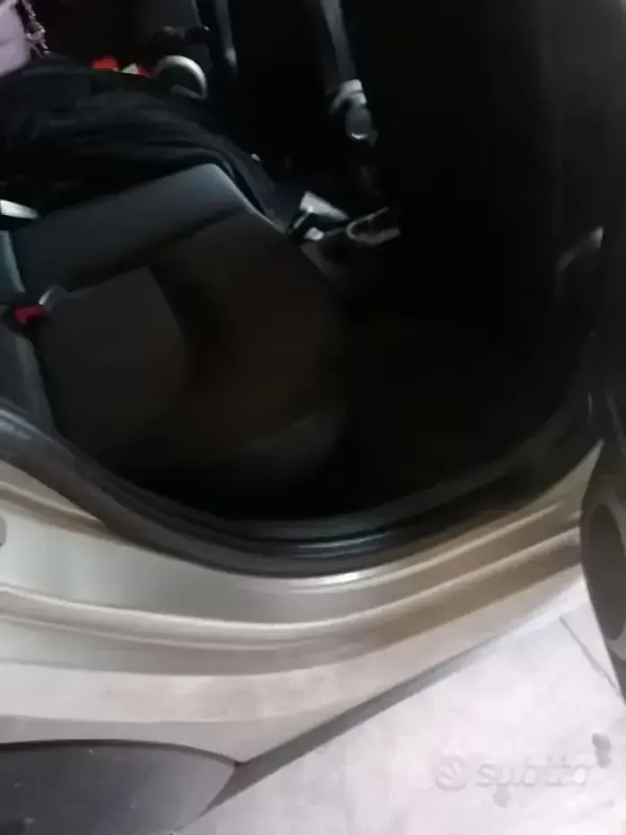 Usata Smart ForFour 95 CV (69 kW) 2005 Nero Utilitaria