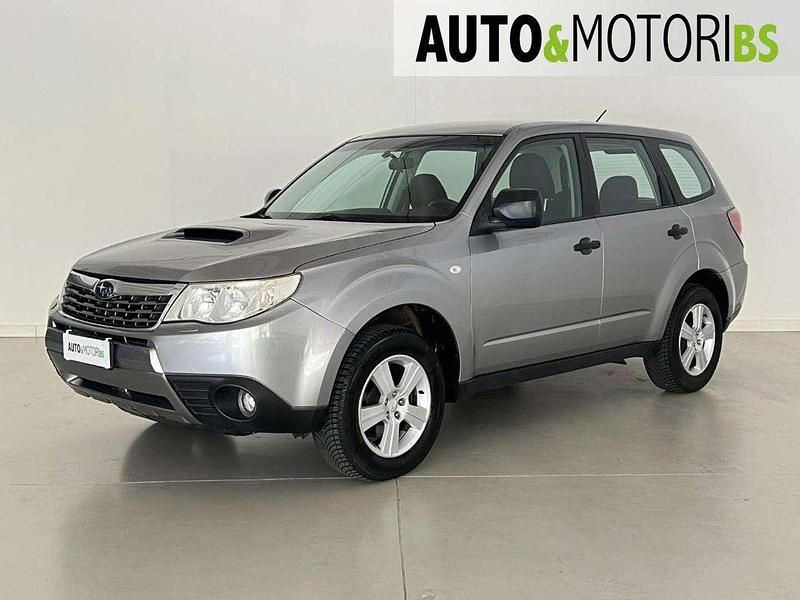 Argento Usata 2008 Subaru Forester SUV | 8700 € (Ottimo prezzo) - Immagine 1/4