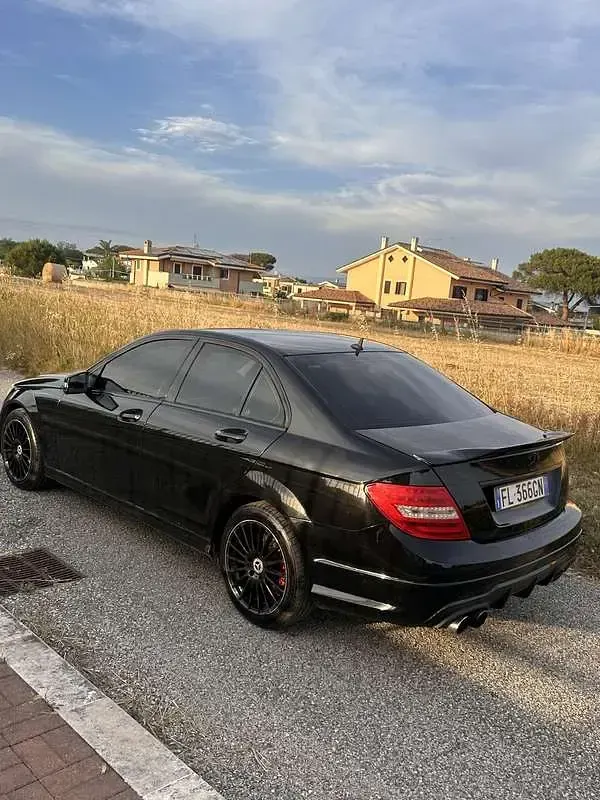 Usata Mercedes C180 120 CV (88 kW) 2013 Berlina