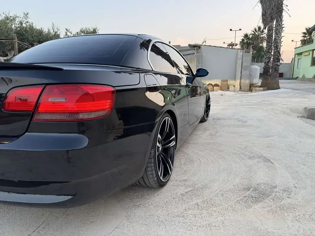 Usata BMW 330 Cabriolet Efficient Dynamics 231 CV (169 kW) 2008 Cabrio