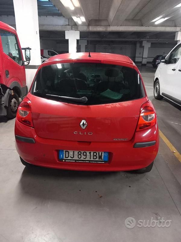 Usata Renault Clio II 58 CV (42 kW) 2006