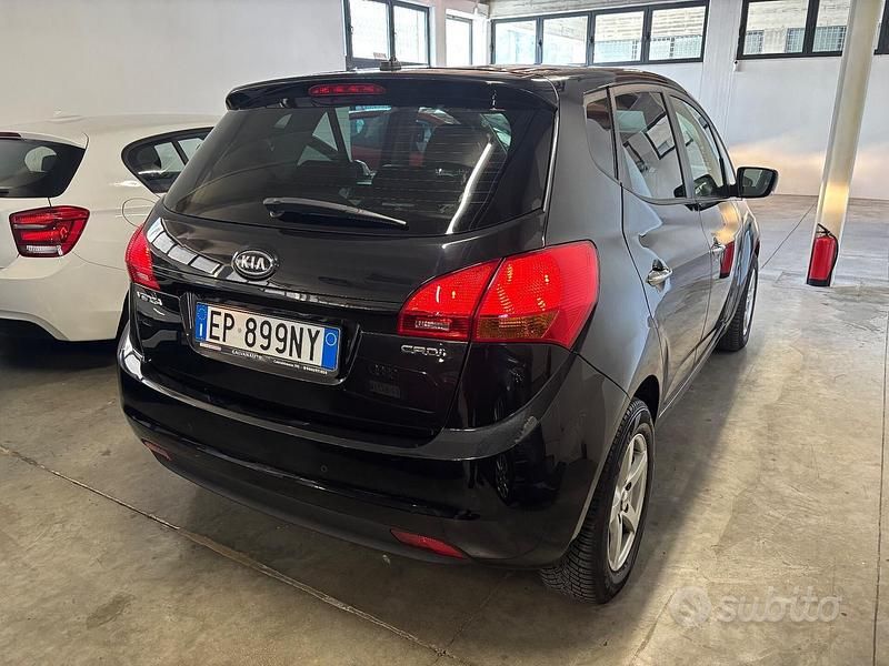 Usata Kia Venga 127 CV (93 kW) 2012 Nero Utilitaria