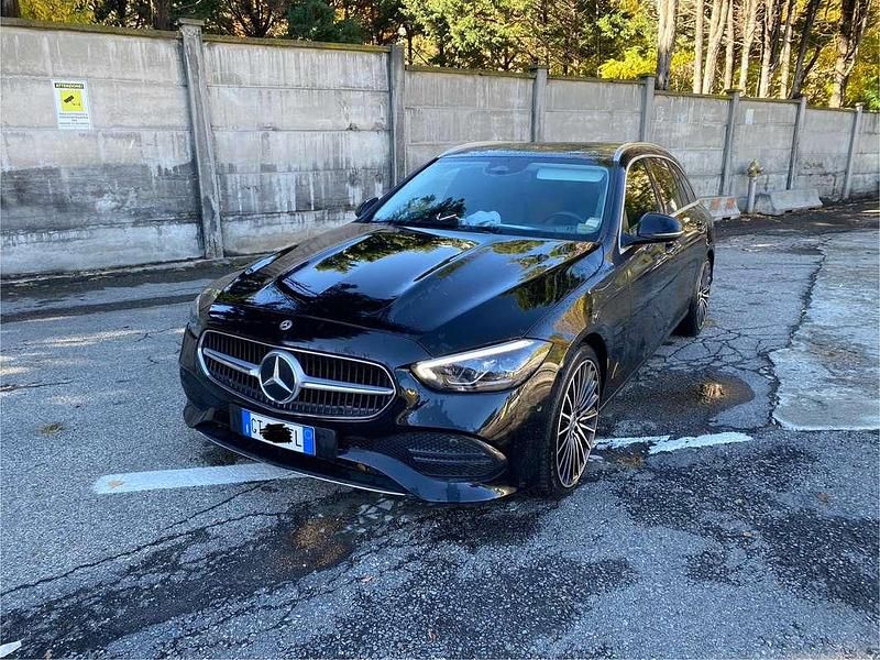 Usata Mercedes C200 Advanced 163 CV (119 kW) 2024 Nero Station wagon