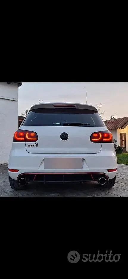 Usata VW Golf VI GTI 211 CV (155 kW) 2010 Bianco Utilitaria