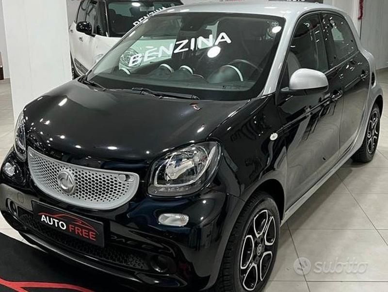 Usata Smart ForFour Prime 95 CV (69 kW) 2015 Nero Utilitaria