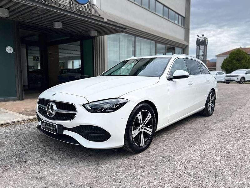 Usata Mercedes C220 200 CV (147 kW) 2022 Bianco Station wagon