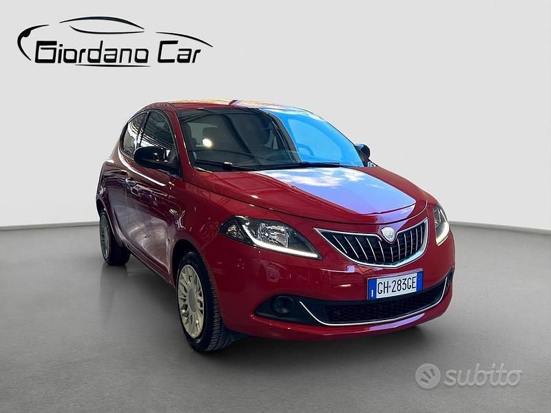 Usata Lancia Ypsilon S 69 CV (50 kW) 2022 Rosso Utilitaria