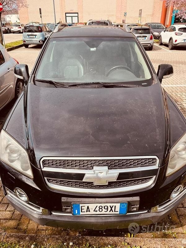 Usata Chevrolet Captiva 2010 Nero SUV
