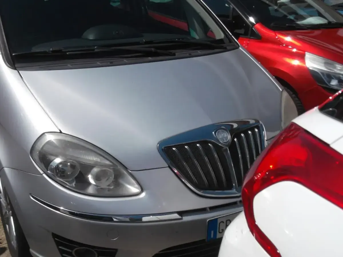 Usata Lancia Musa Platinum 77 CV (56 kW) 2012 Monovolume