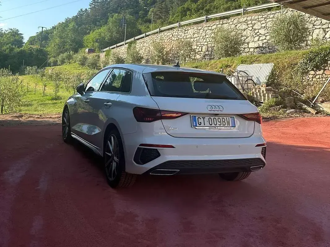 Usata Audi A3 S-Line 150 CV (110 kW) 2023 Bianco Berlina