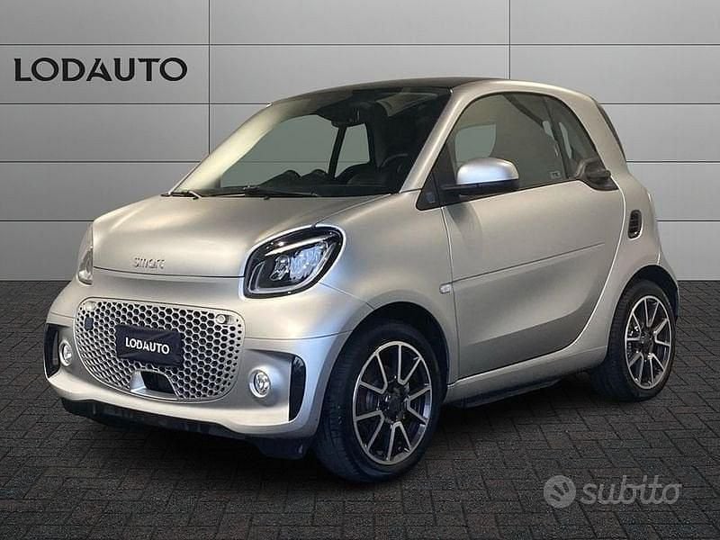 Usata Smart ForTwo Coupé 60 kW (82 CV) 2021 Grigio Utilitaria