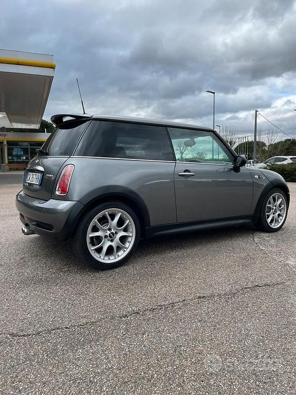 Usata Mini Cooper S Coupé 170 CV (125 kW) 2005 Grigio Coupé