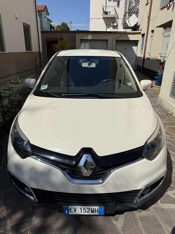 Usata Renault Captur 90 CV (66 kW) 2014 SUV
