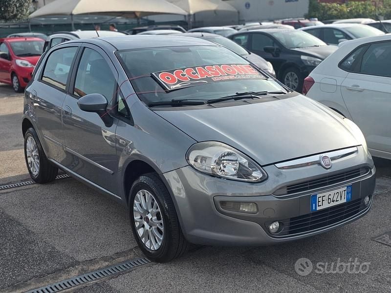 Usata Fiat Punto Evo Emotion 69 CV (50 kW) 2011 Grigio Utilitaria