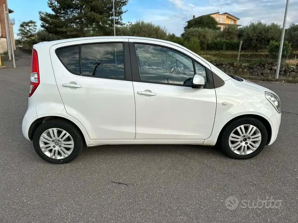 Usata Suzuki Splash GLS 94 CV (69 kW) 2012 Bianco Utilitaria