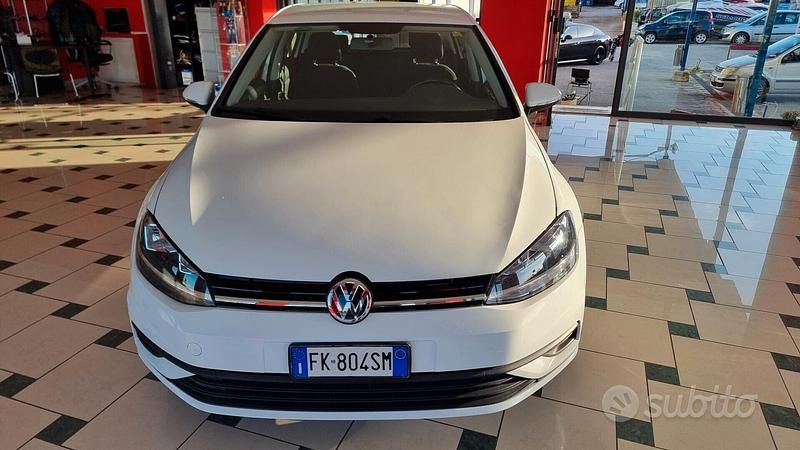 Usata VW Golf Trendline 90 CV (66 kW) 2017 Bianco Berlina