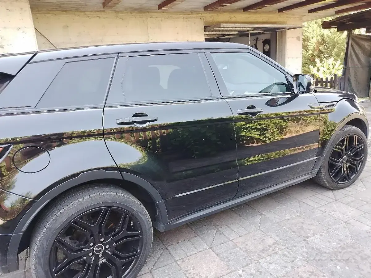 Usata Land Rover Range Rover evoque Dynamic 150 CV (110 kW) 2013 Nero SUV