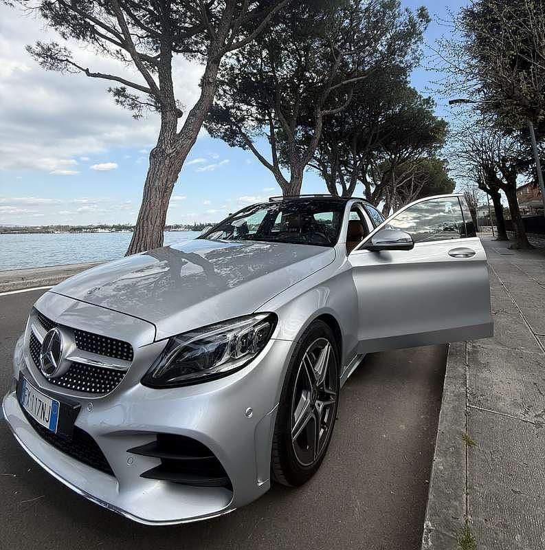 Usata 2019 Mercedes C200 Premium Tre volumi | 25.900 € (Cara) - Immagine 1/4