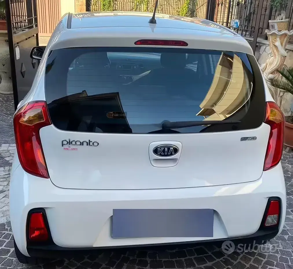 Usata Kia Picanto 69 CV (50 kW) 2016 Bianco Utilitaria