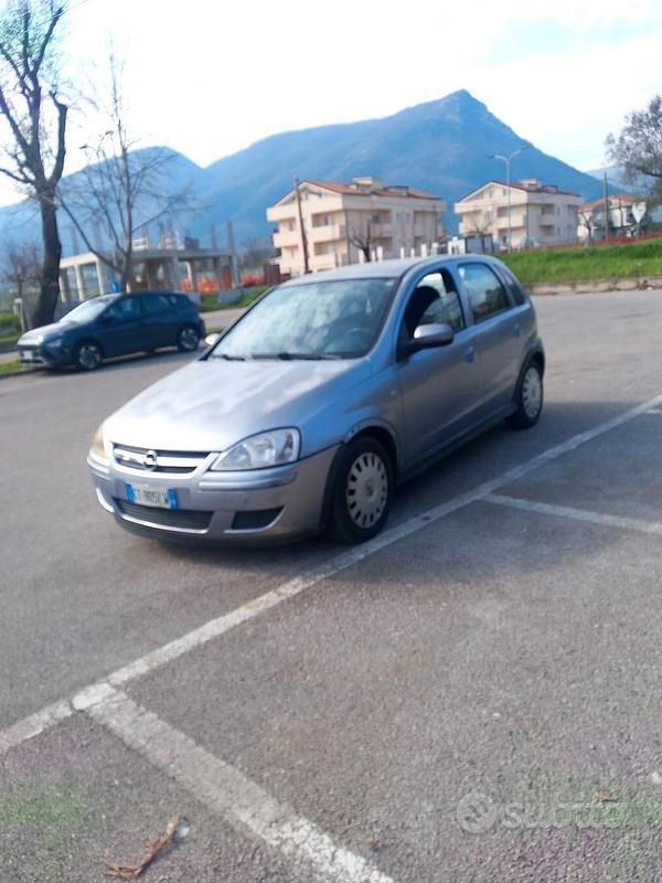 Usata Opel Corsa 2006 Grigio Utilitaria