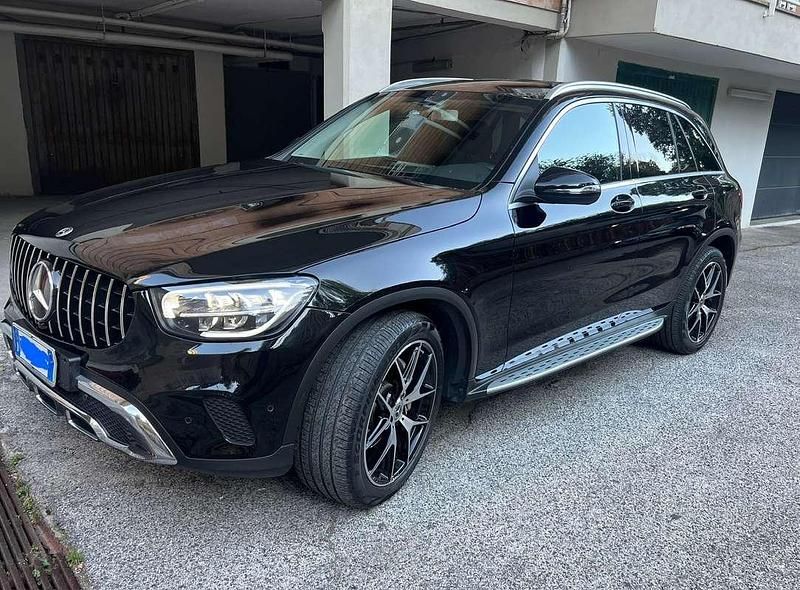 Usata 2019 Mercedes GLC220 SUV | 33.500 € (Ottimo prezzo) - Immagine 1/4