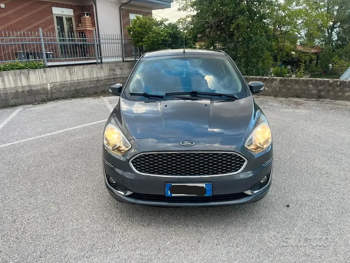 Usata Ford Ka Ultimate 86 CV (63 kW) 2018 Blu Berlina