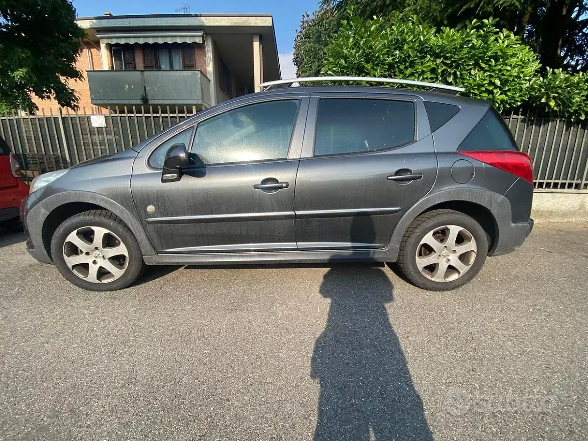 Usata Peugeot 207 95 CV (69 kW) 2009 Grigio Station wagon