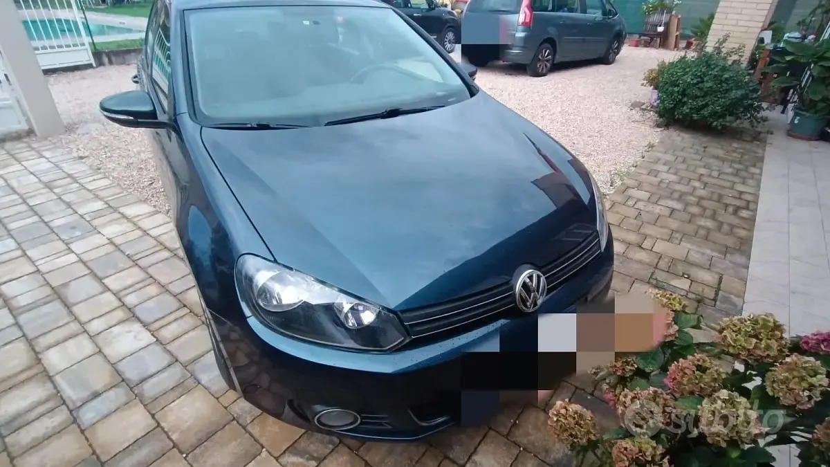 Usata VW Golf VII 105 CV (77 kW) 2012 Blu Berlina