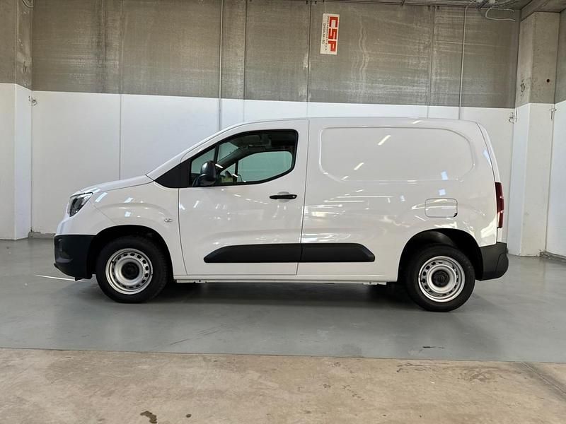 Usata Opel Combo Edition 102 CV (75 kW) 2023 Bianco Berlina