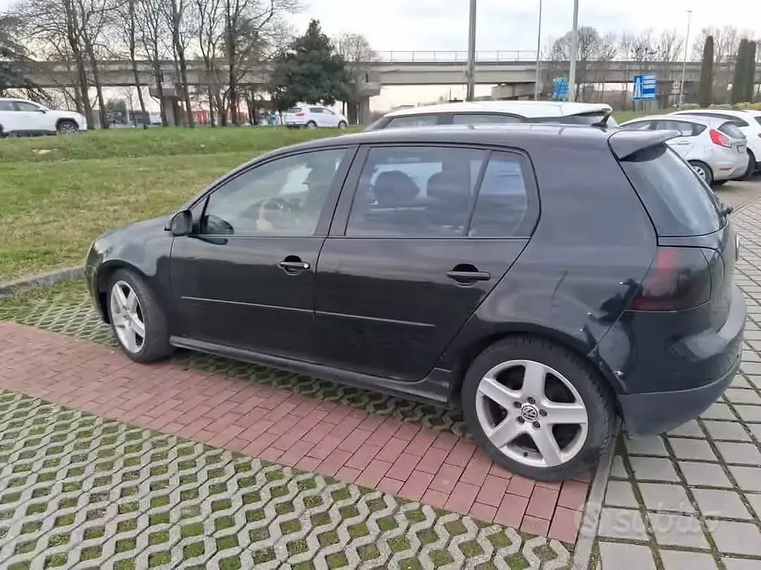 Usata VW Golf IV 140 CV (102 kW) 2006 Nero Berlina