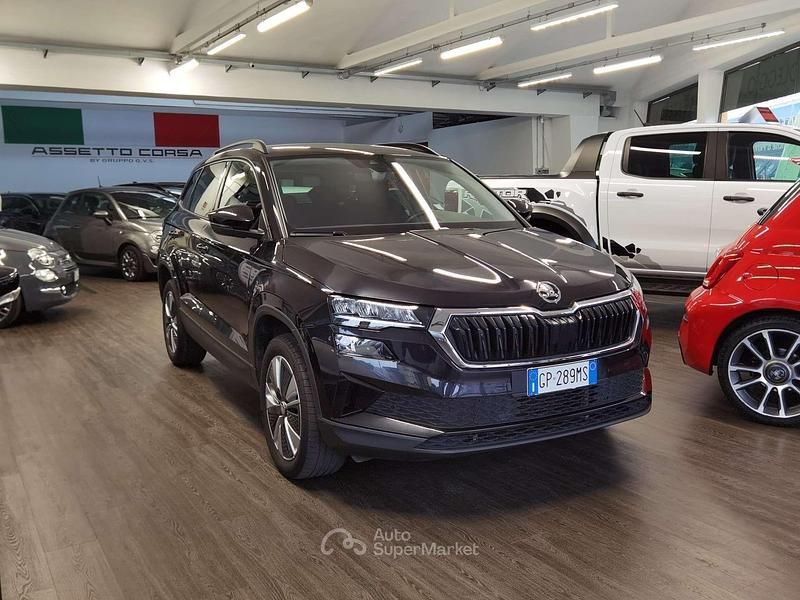 Nero Usata 2023 Skoda Karoq Executive SUV | 26.700 € (Buon prezzo) - Immagine 1/4