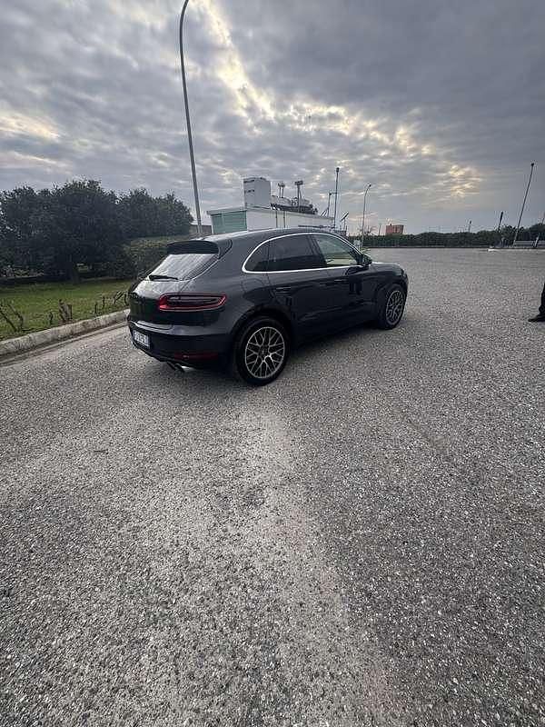 Usata Porsche Macan 340 CV (250 kW) 2017 Grigio SUV