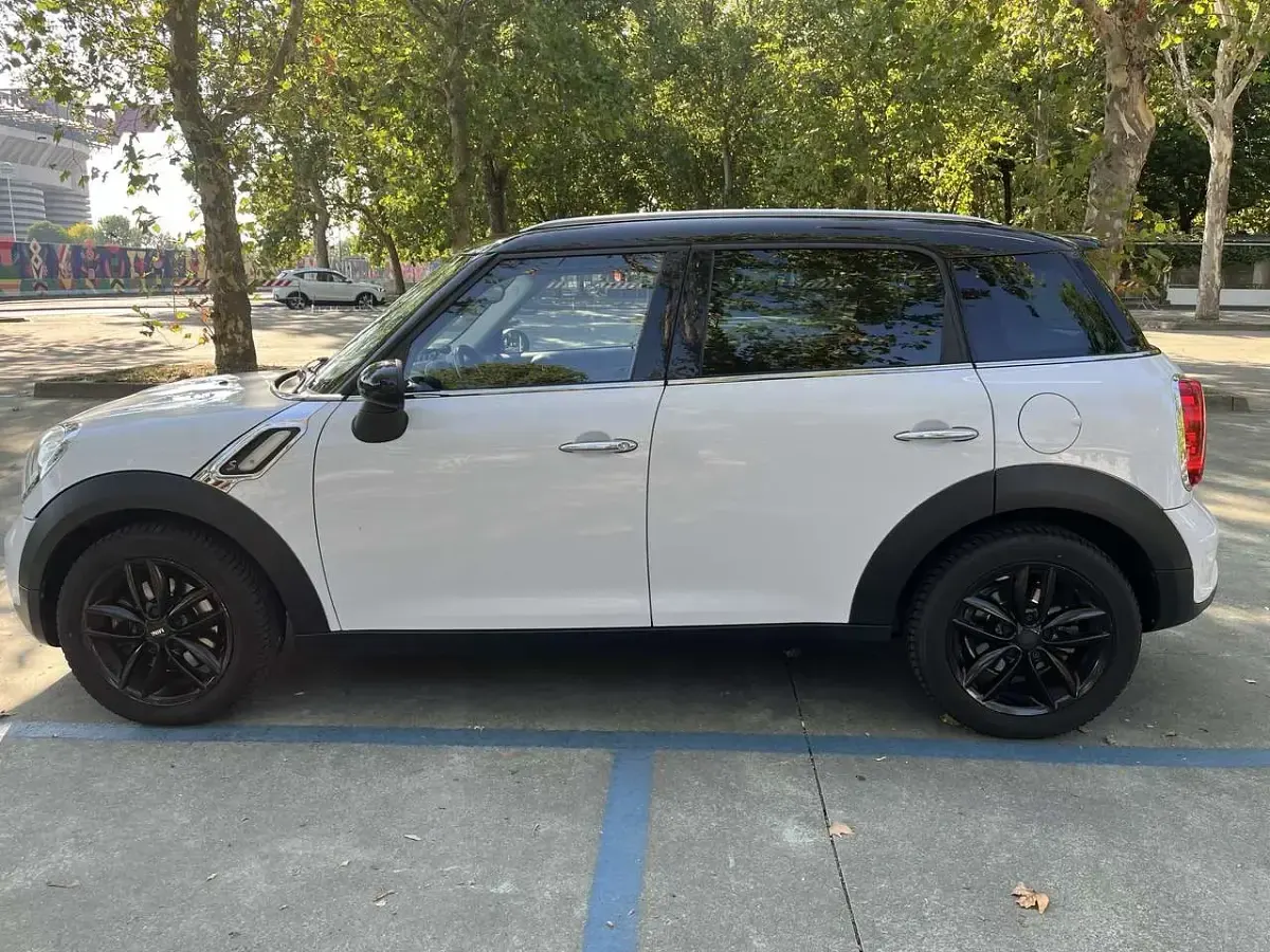 Usata Mini Cooper S Countryman 184 CV (135 kW) 2011 Bianco SUV
