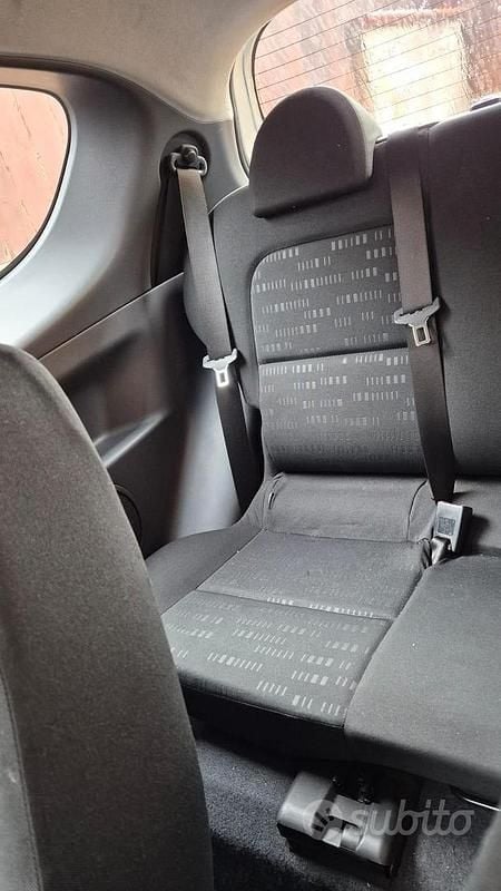 Usata Mitsubishi Colt 75 CV (55 kW) 2006 Berlina