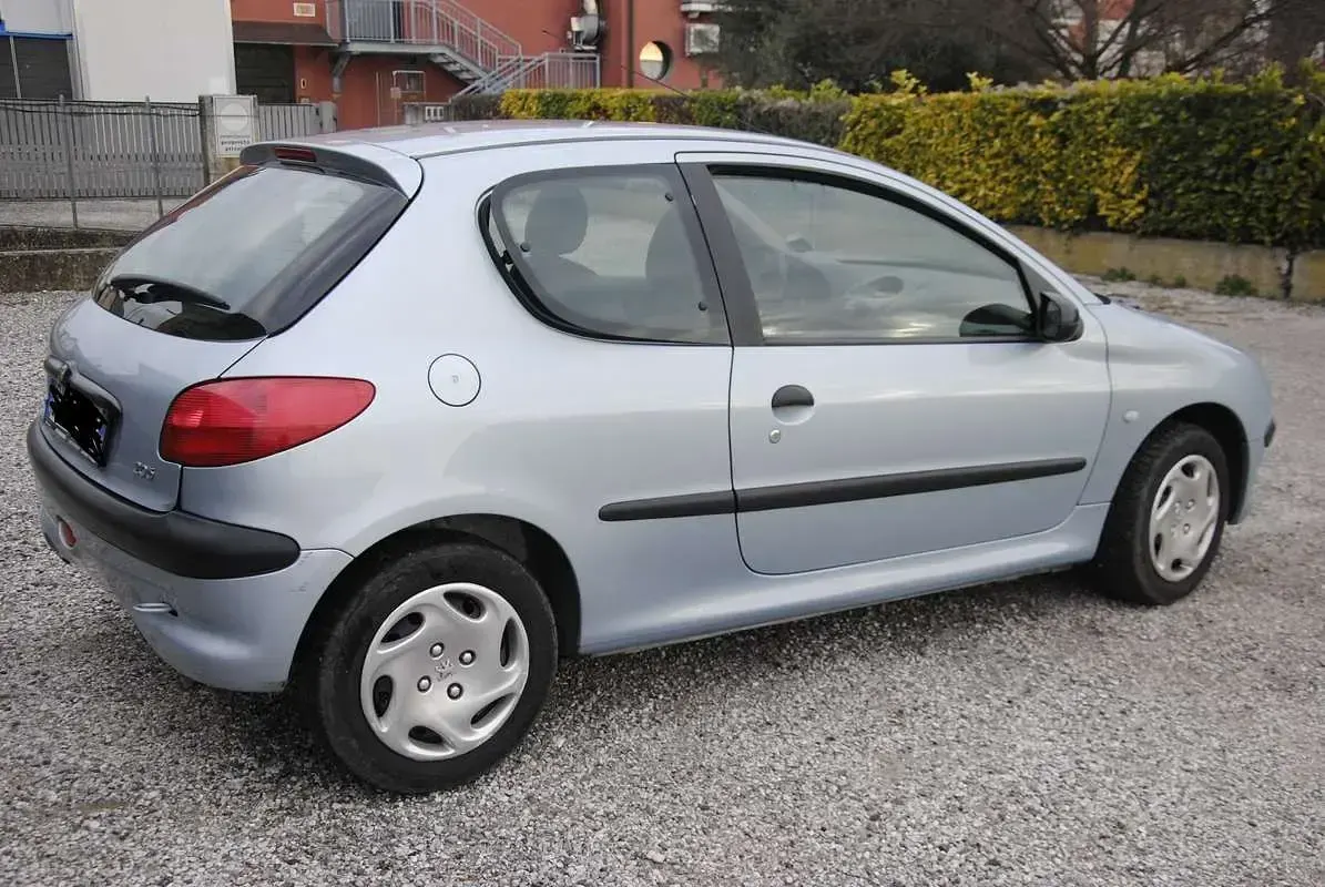 Usata Peugeot 206 60 CV (44 kW) 2001 Berlina