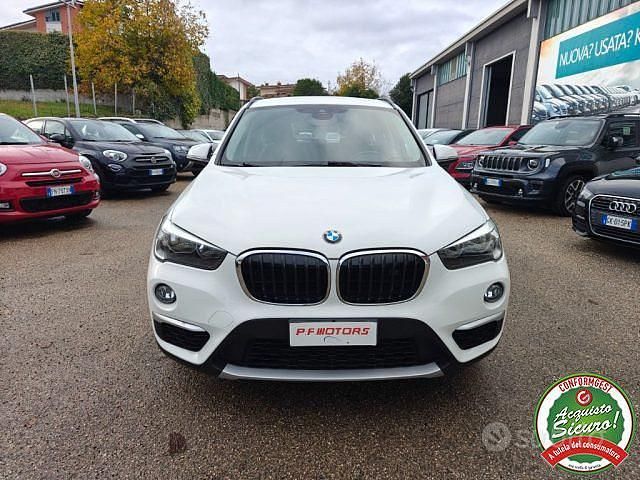 Usata BMW X1 Advantage 116 CV (85 kW) 2017 Bianco SUV