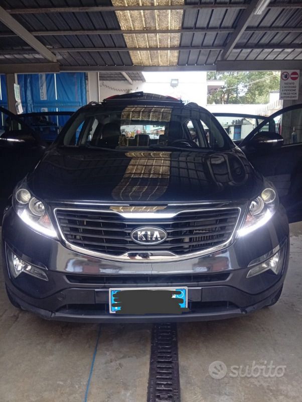 Nero Usata 2010 Kia Sportage SUV | 9000 € - Immagine 1/4