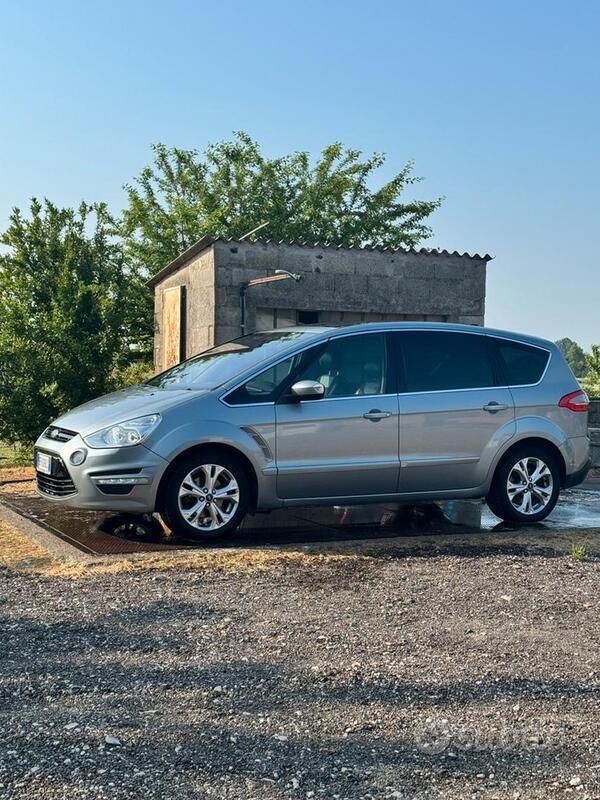Usata Ford S-MAX S 160 CV (117 kW) 2013 Monovolume
