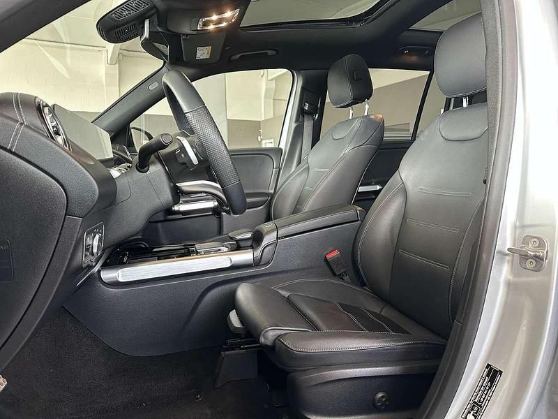 Usata Mercedes GLB200 Premium 150 CV (110 kW) 2023 Argento tech SUV