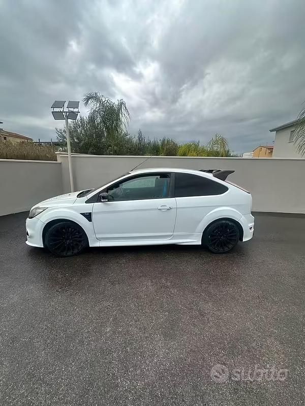 Usata Ford Focus ST 225 CV (165 kW) 2008 Bianco Berlina