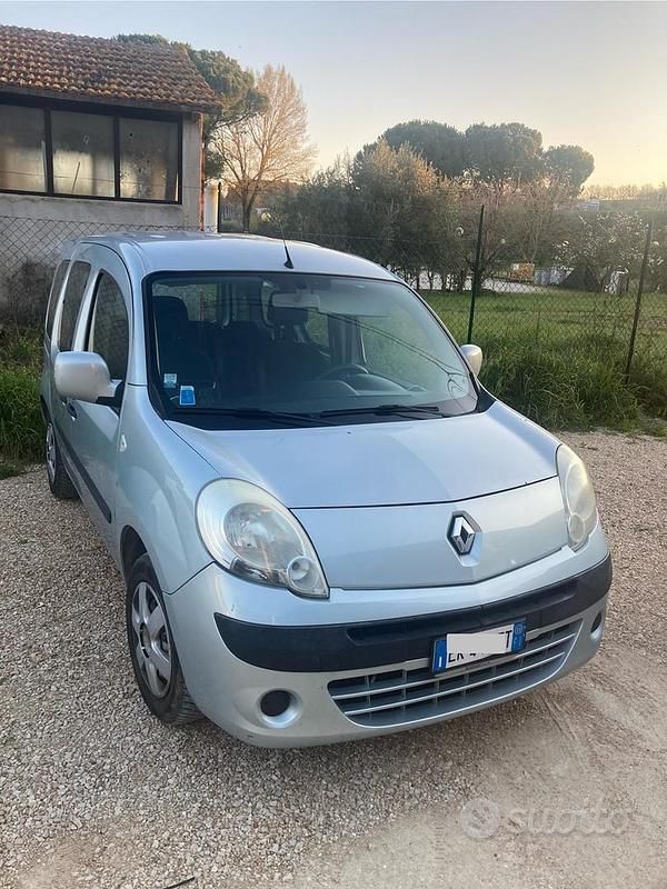 Usata Renault Kangoo 2011 Grigio Monovolume