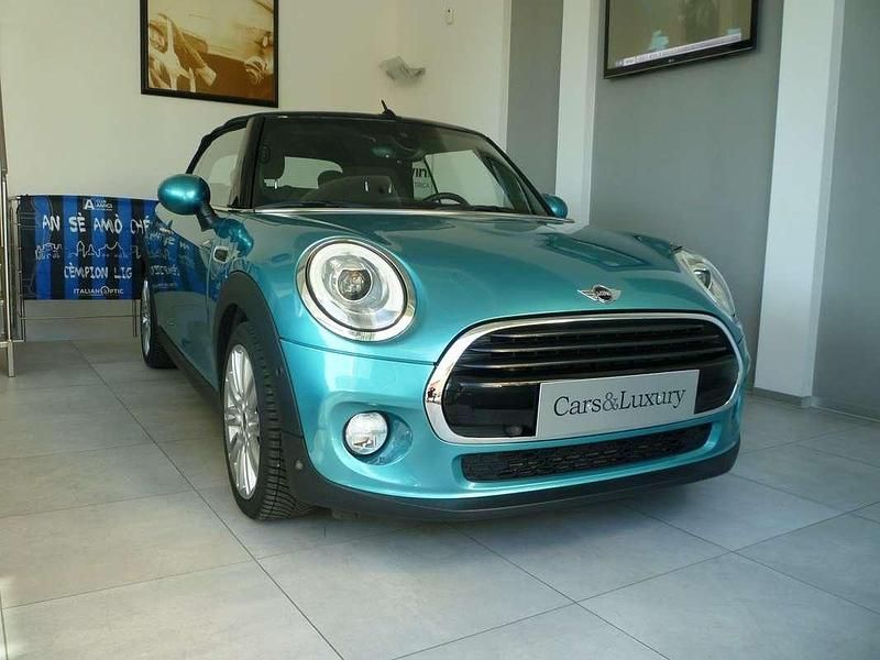 Usata Mini Cooper Cabriolet Hype 136 CV (100 kW) 2017 Blu/azzurro Cabrio