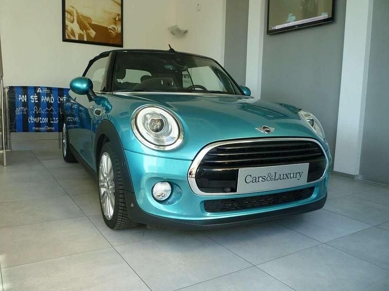 Blu/azzurro Usata 2017 Mini Cooper Cabriolet Hype Cabrio | 21.350 € (Buon prezzo) - Immagine 1/4